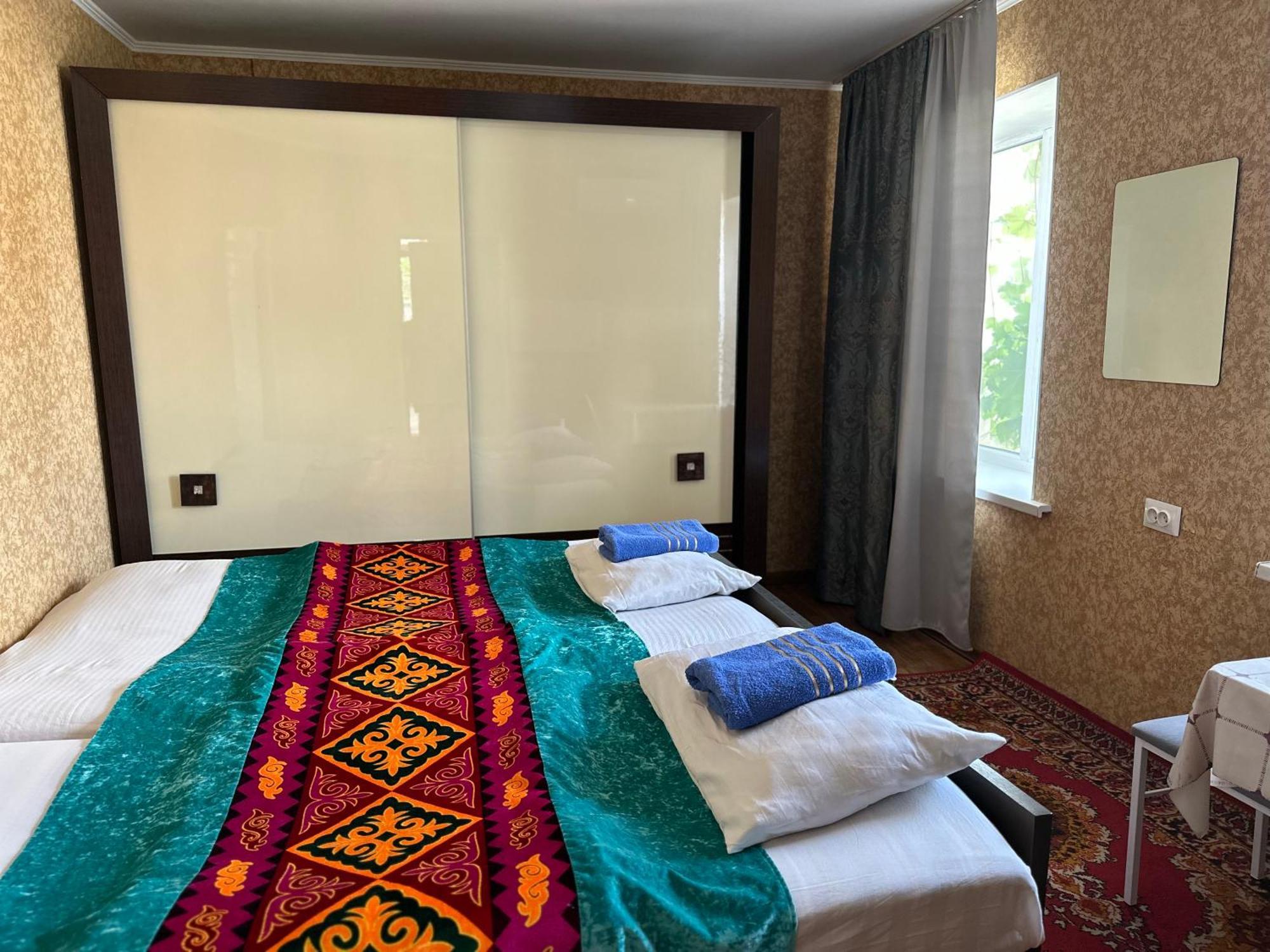 Tunduk Hostel Bişkek Dış mekan fotoğraf