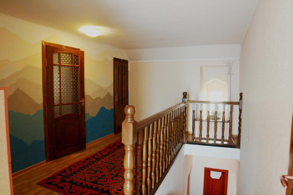 Tunduk Hostel Bişkek Dış mekan fotoğraf
