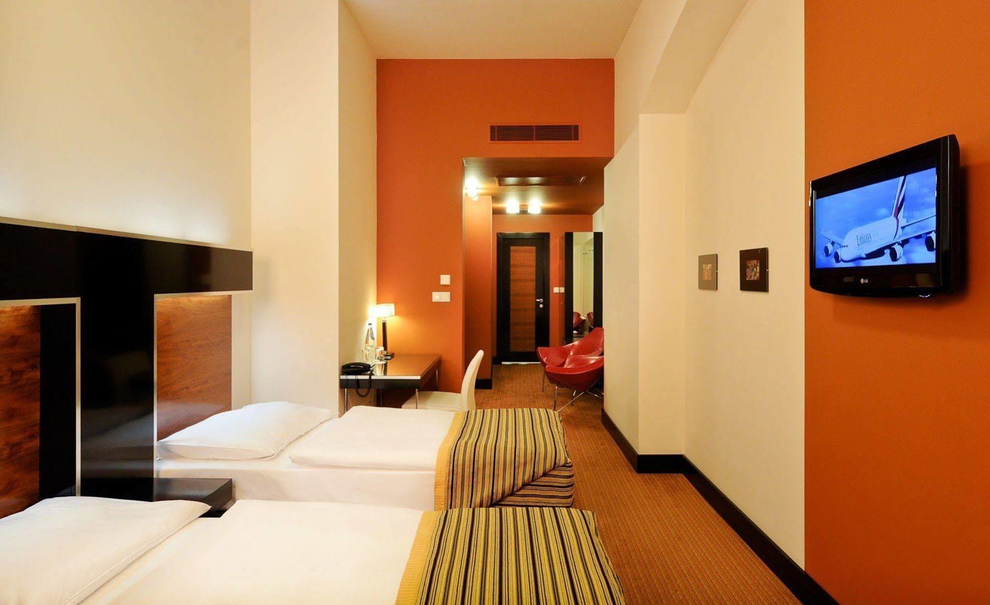 Tunduk Hostel Bişkek Dış mekan fotoğraf
