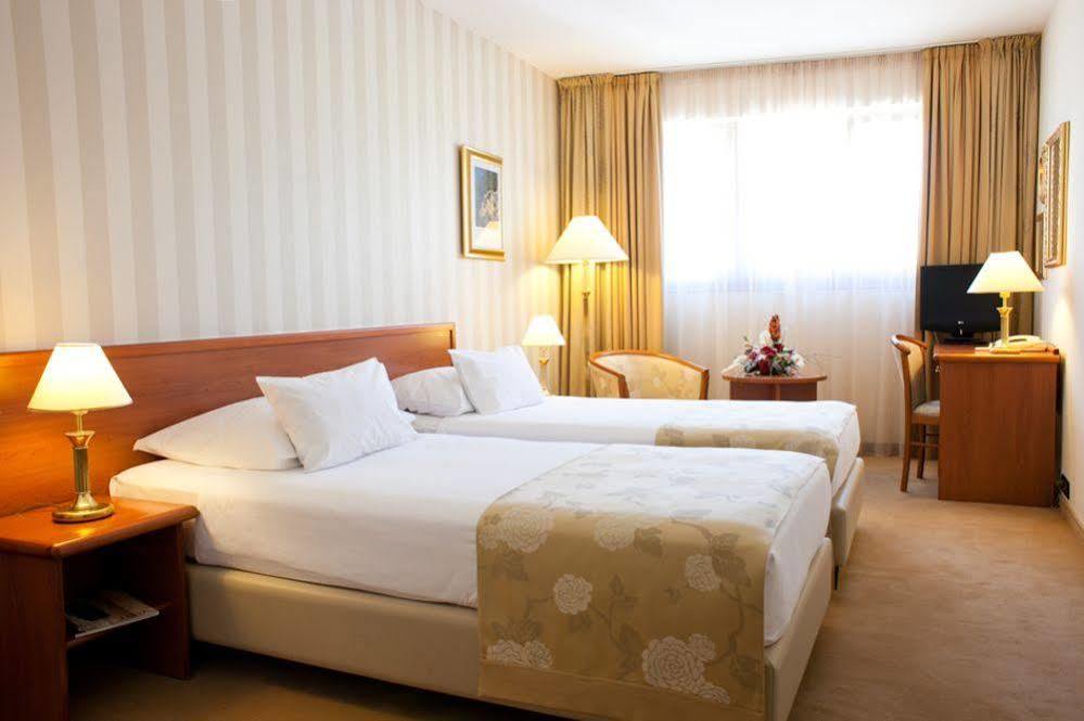 Tunduk Hostel Bişkek Dış mekan fotoğraf